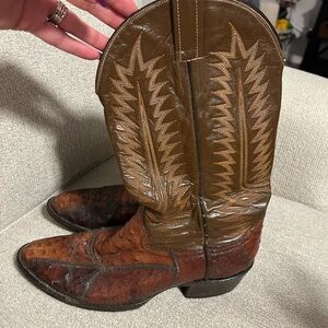 Men’s Cowboy boots size 10